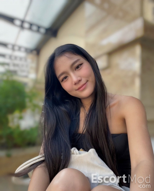 Mona