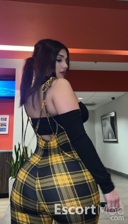 Mia