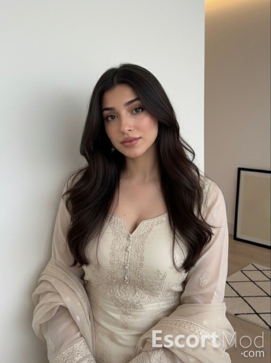 Manahil Khan