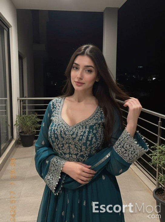 Manahil Khan
