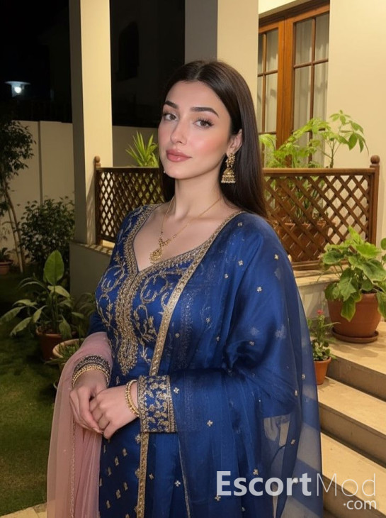 Manahil Khan