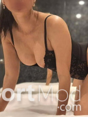 Mae Lee